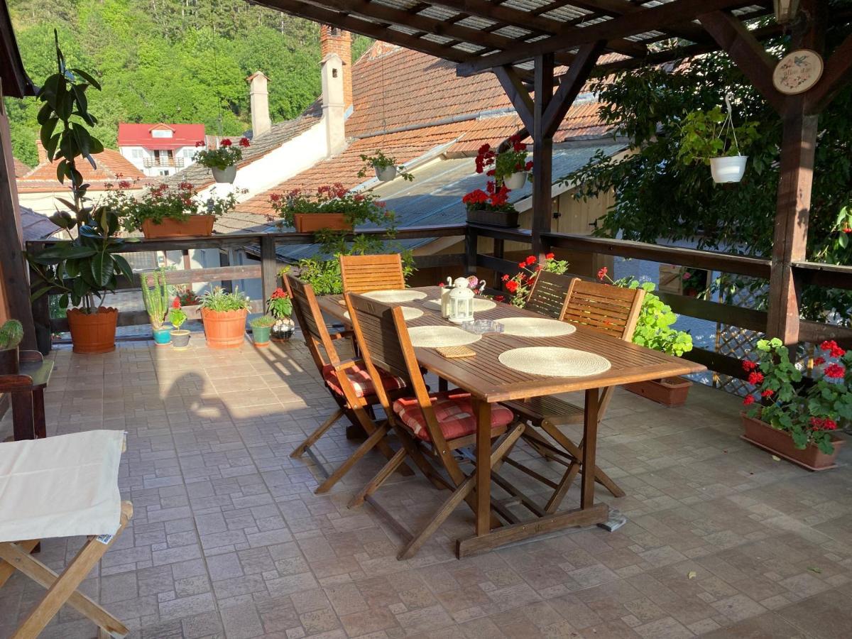 Victoria Gasthaus Rasnov - Charming Vacation House In Rasnov Dış mekan fotoğraf
