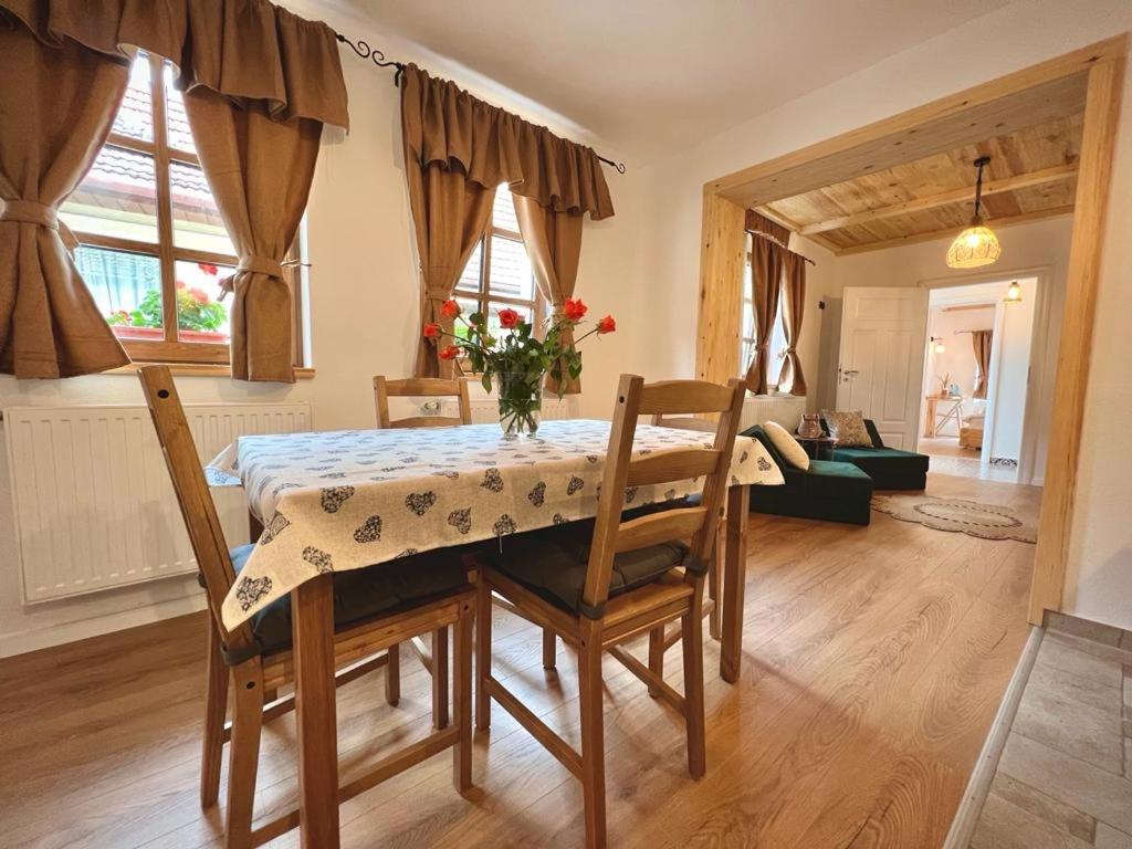 Victoria Gasthaus Rasnov - Charming Vacation House In Rasnov Dış mekan fotoğraf
